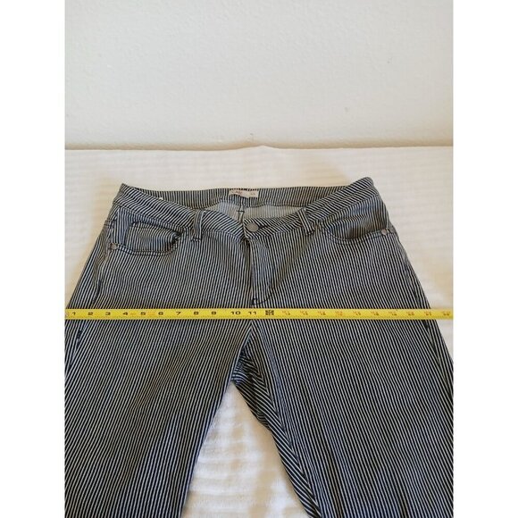 CABI JEANS Navy + White Johnny Railroad Striped Crop Length Women's Jeans 12 - Picture 12 of 16